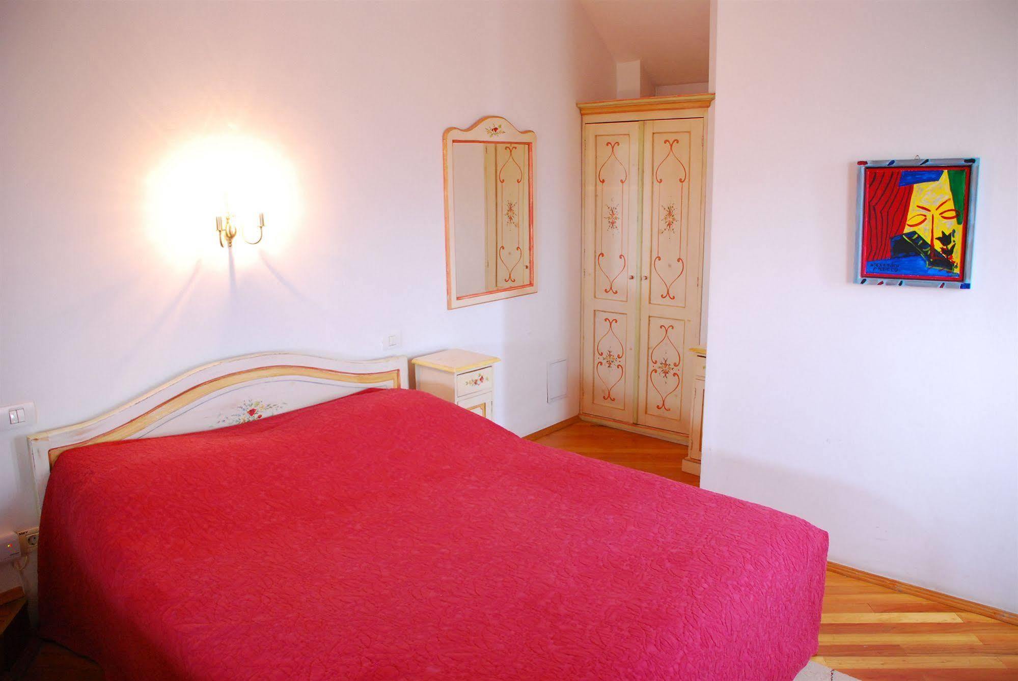 Casa Cranta Hotel Brasov Luaran gambar