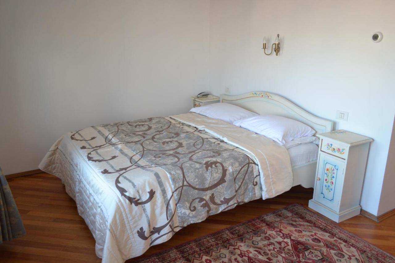 Casa Cranta Hotel Brasov Luaran gambar